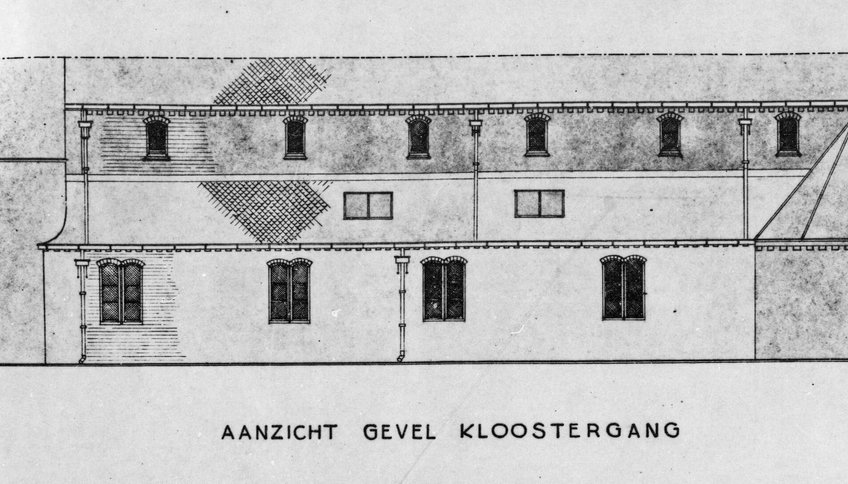 Bouwtekening van het zijaanzicht van het Drents Archief.